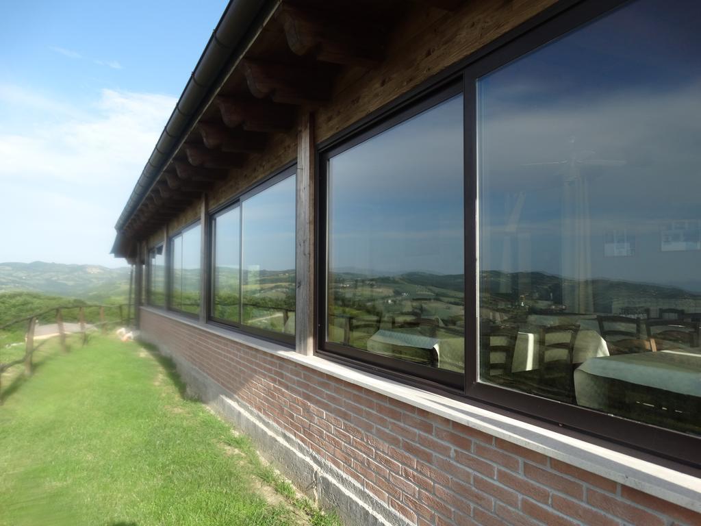 Agriturismo La Terrazza Valfabbrica Dış mekan fotoğraf